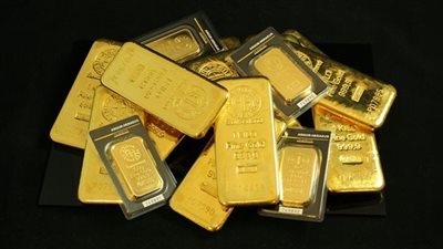 الذهب يقفز إلى مستويات قياسية عالمية مع تصاعد الطلب كملاذ آمن وسعره في مصر ليوم 